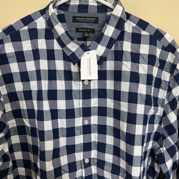 Brand New Men Banana Republic Button Down - Picture 3 of 4